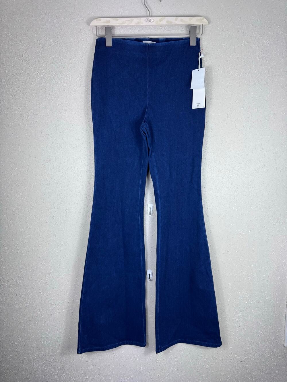 NWT Good American Pull on Flare Jeans Womens Size 2